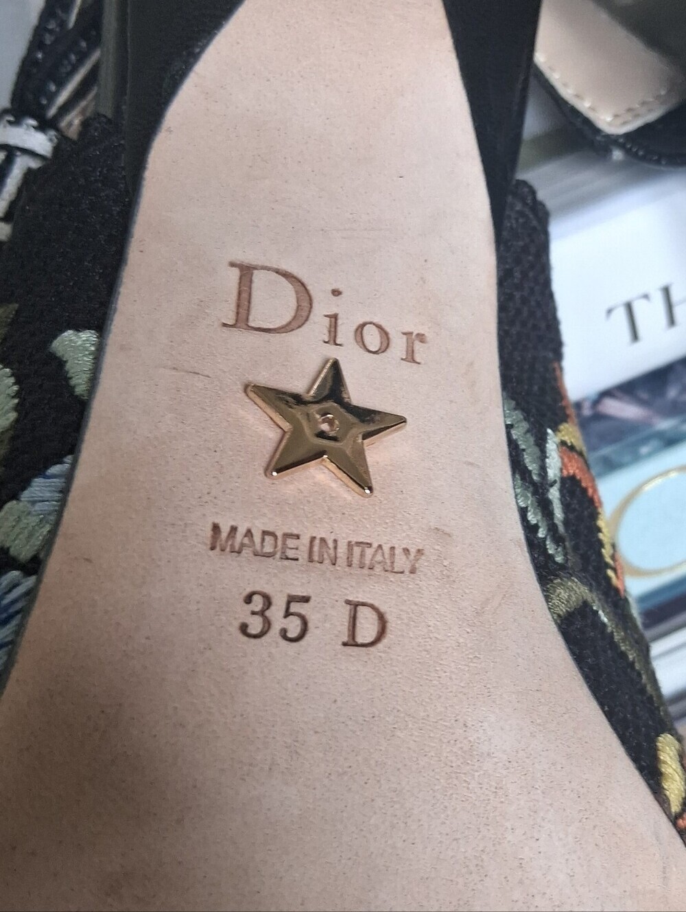 Christian Dior Ribbon Petites Fleurs Embroidered J'Adior Slingback Pumps Size 35 - Picture 11 of 13